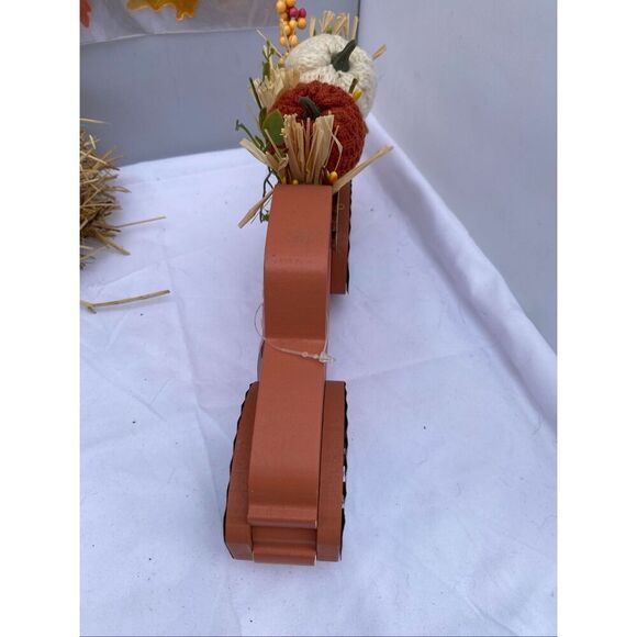 🍁 Fall Harvest Décor 3 Piece Bundle Gnome Plush LED, Be Thankful Truck & Leaf W - Picture 6 of 10